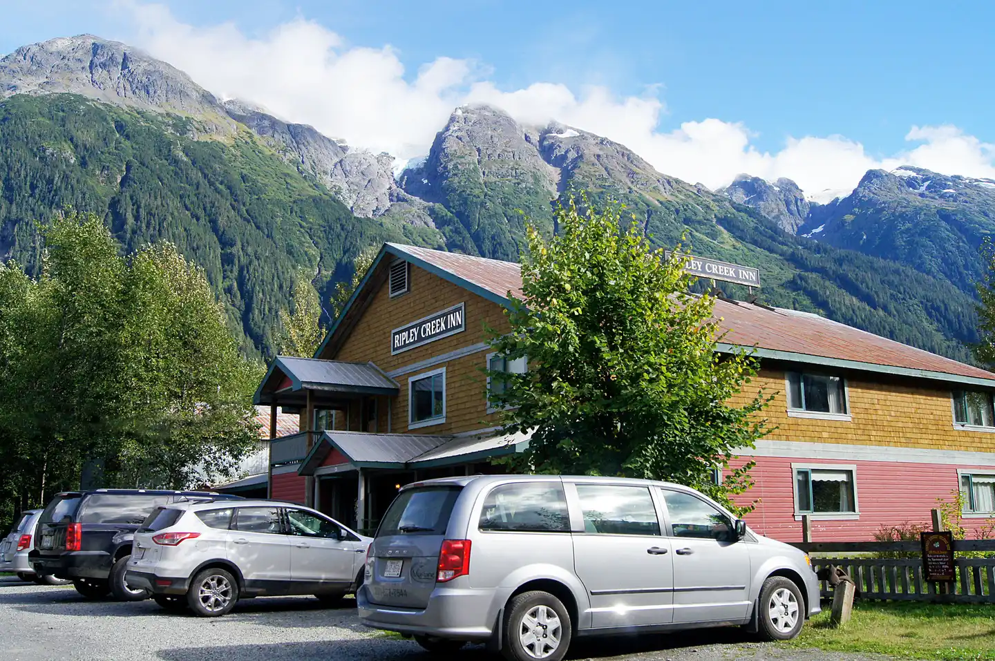 Ripley Creek Inn Aussenansicht