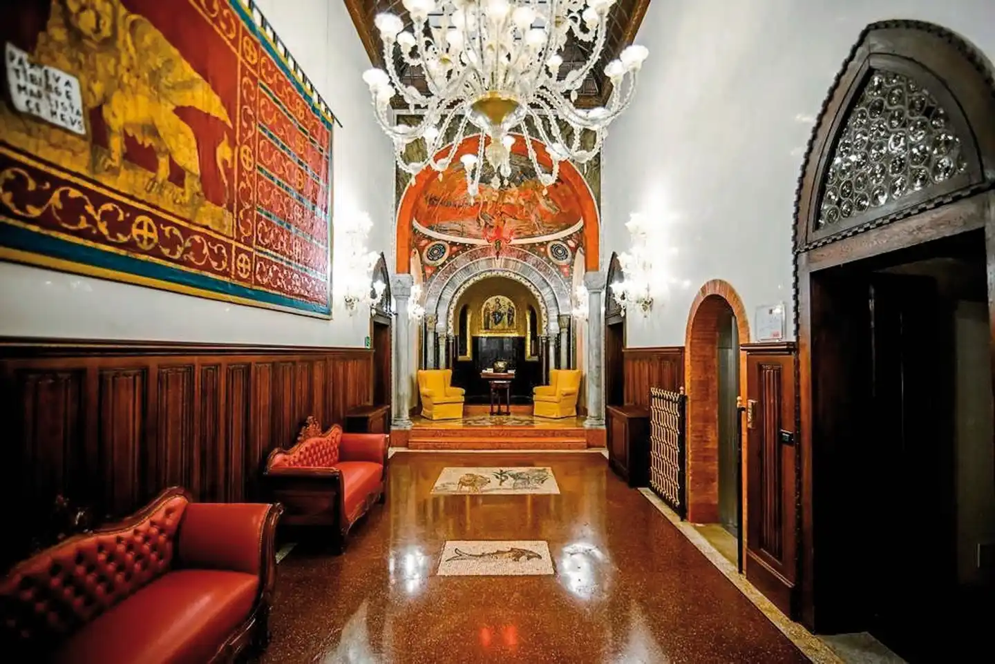 Palazzo Stern Lobby