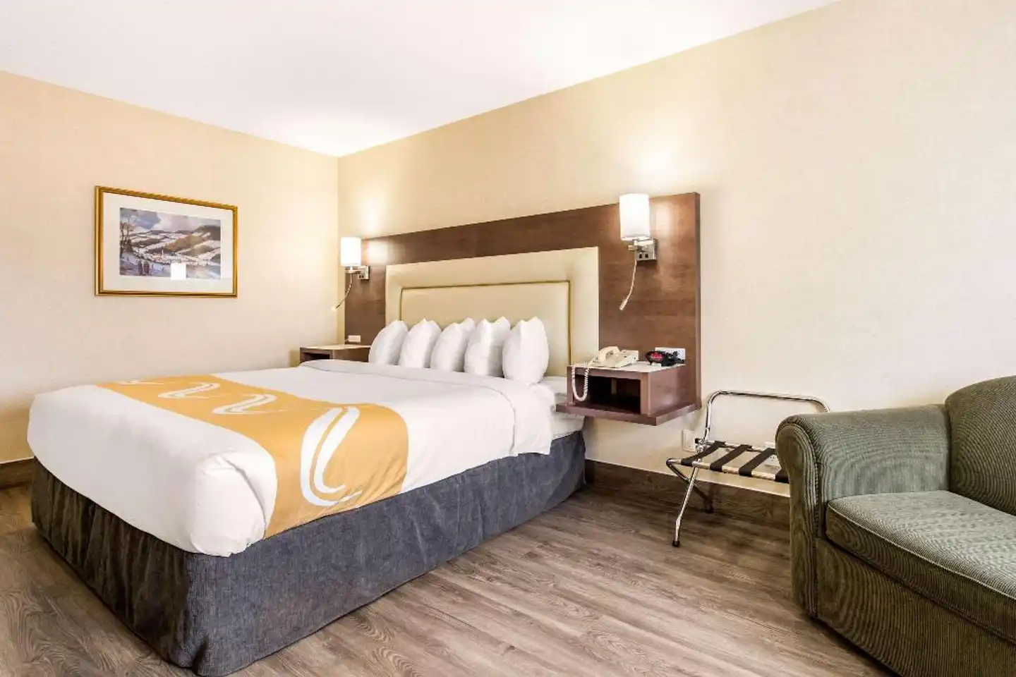 Quality Inn & Suites & Conference Centre - Gatineau Wohnbeispiel