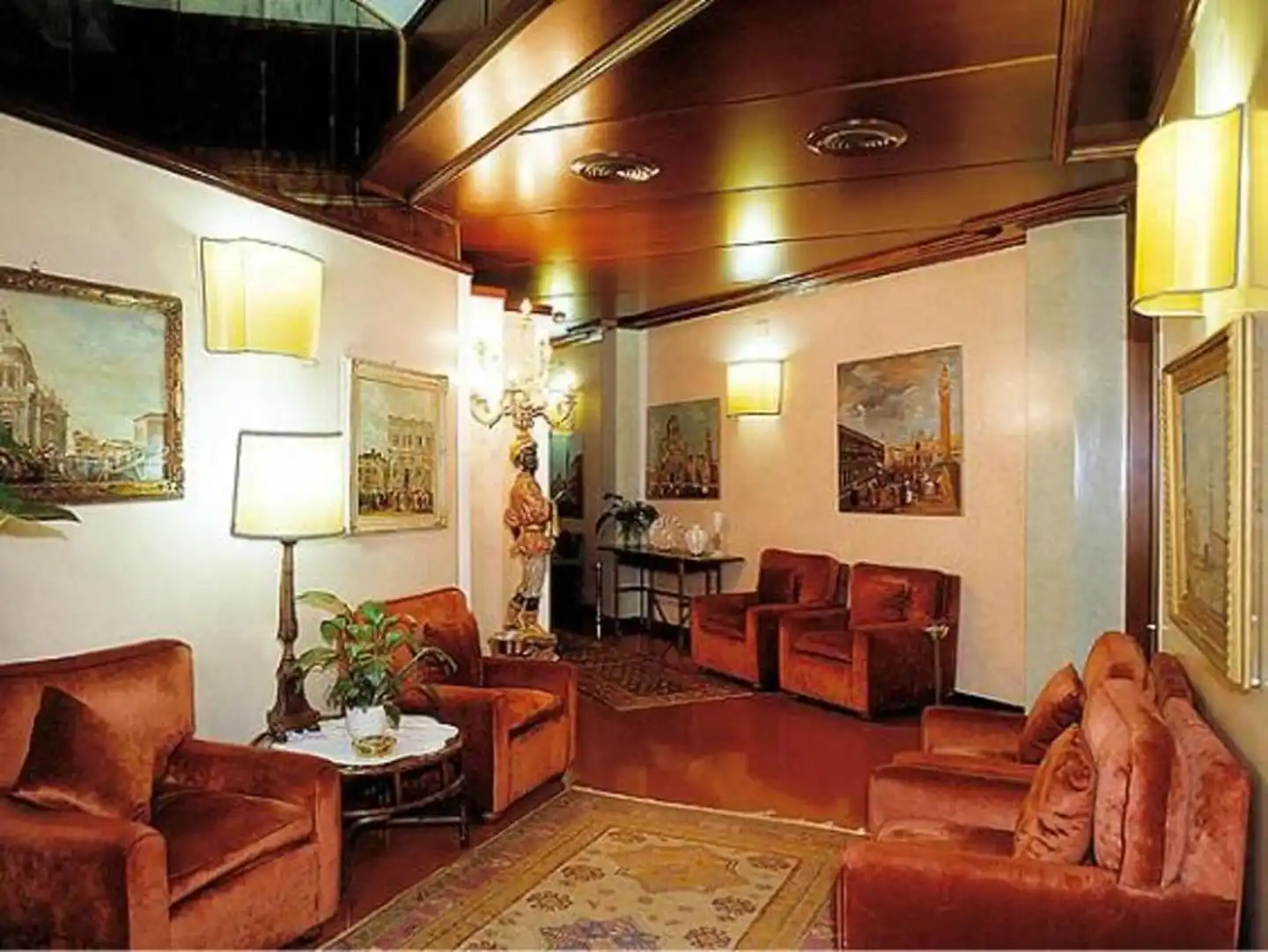 Le Boulevard Lobby