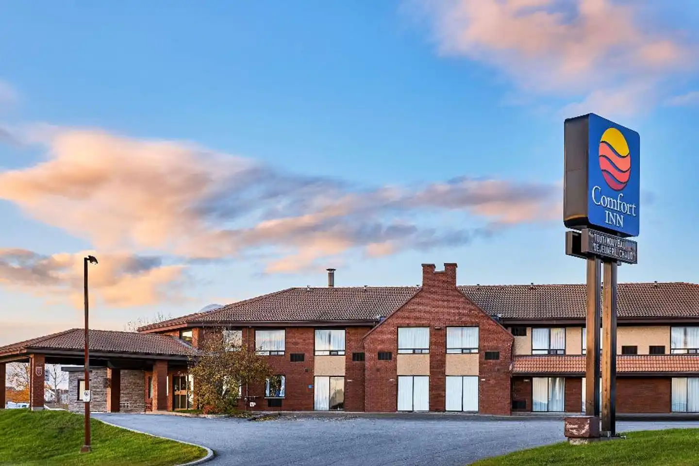Comfort Inn Rouyn-Noranda Aussenansicht