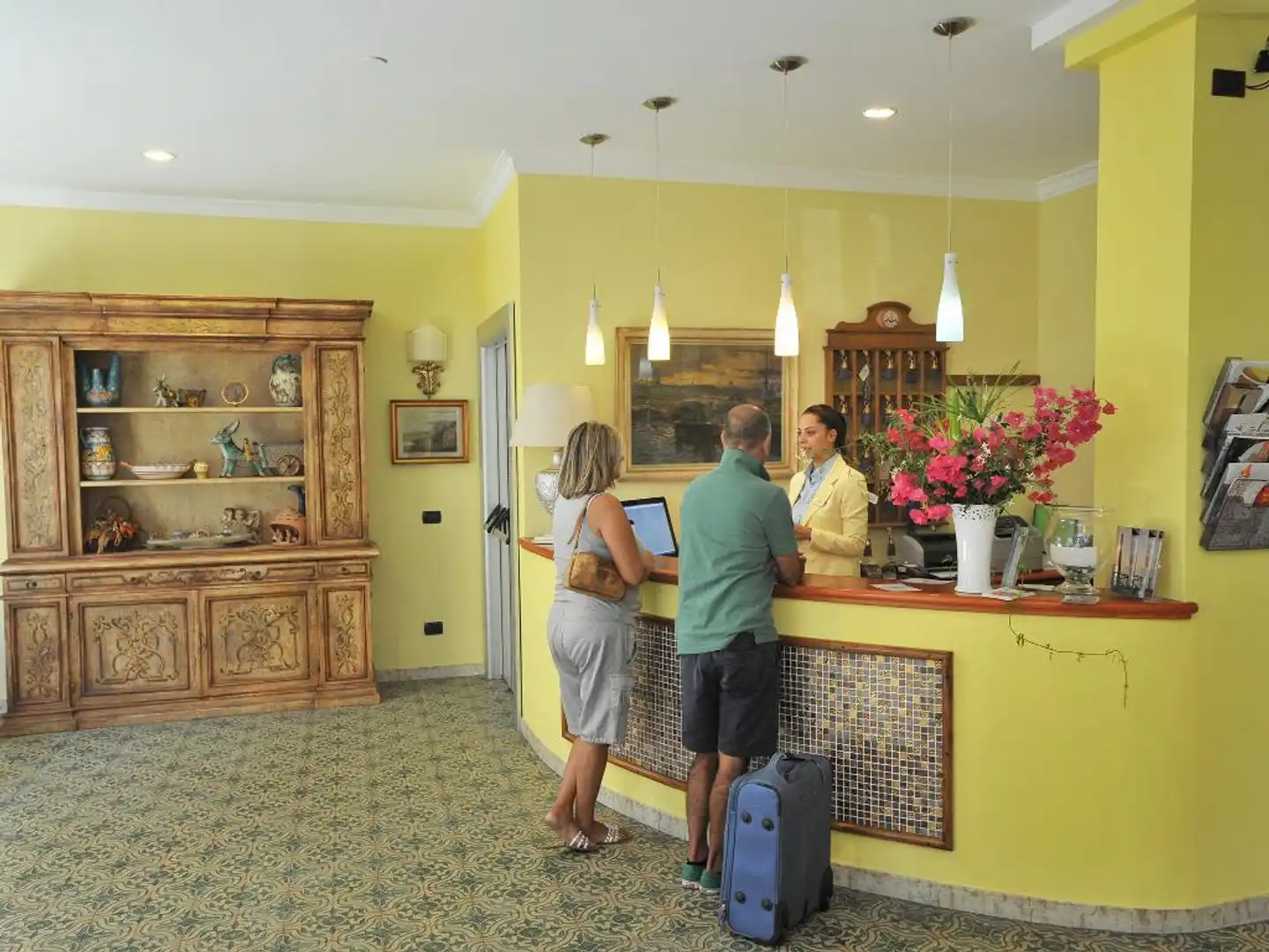 Miramare Lobby