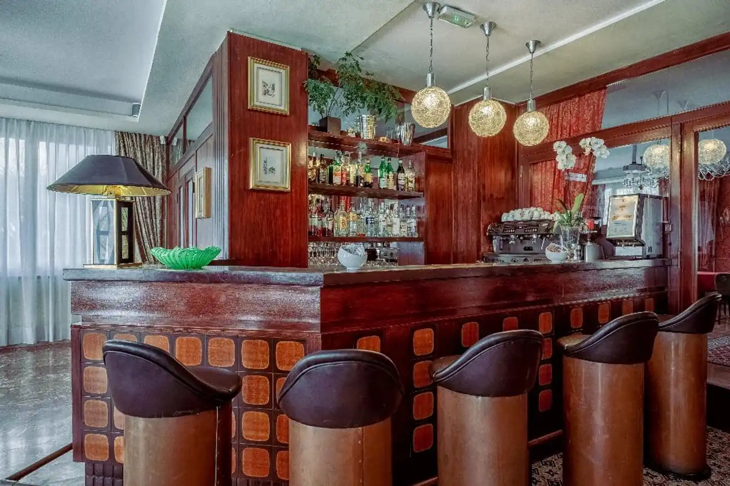 Rigel Bar