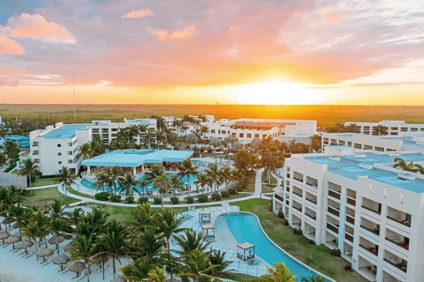 Hyatt Ziva Riviera Cancun Aussenansicht