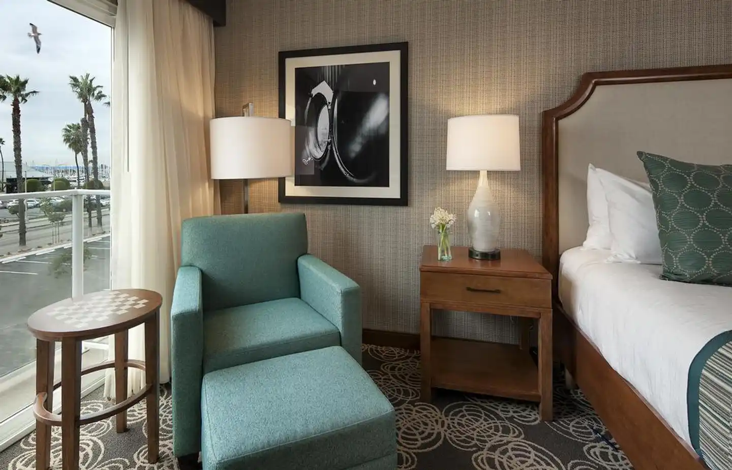 Redondo Beach Hotel, Tapestry Collection by Hilton Wohnbeispiel