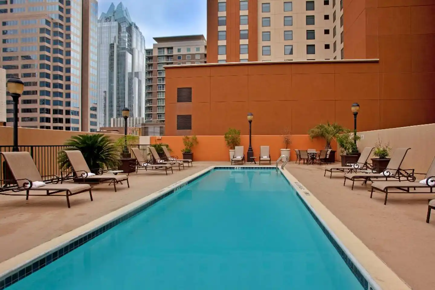 Hampton Inn & Suites Austin-Downtown/Convention Center Pool
