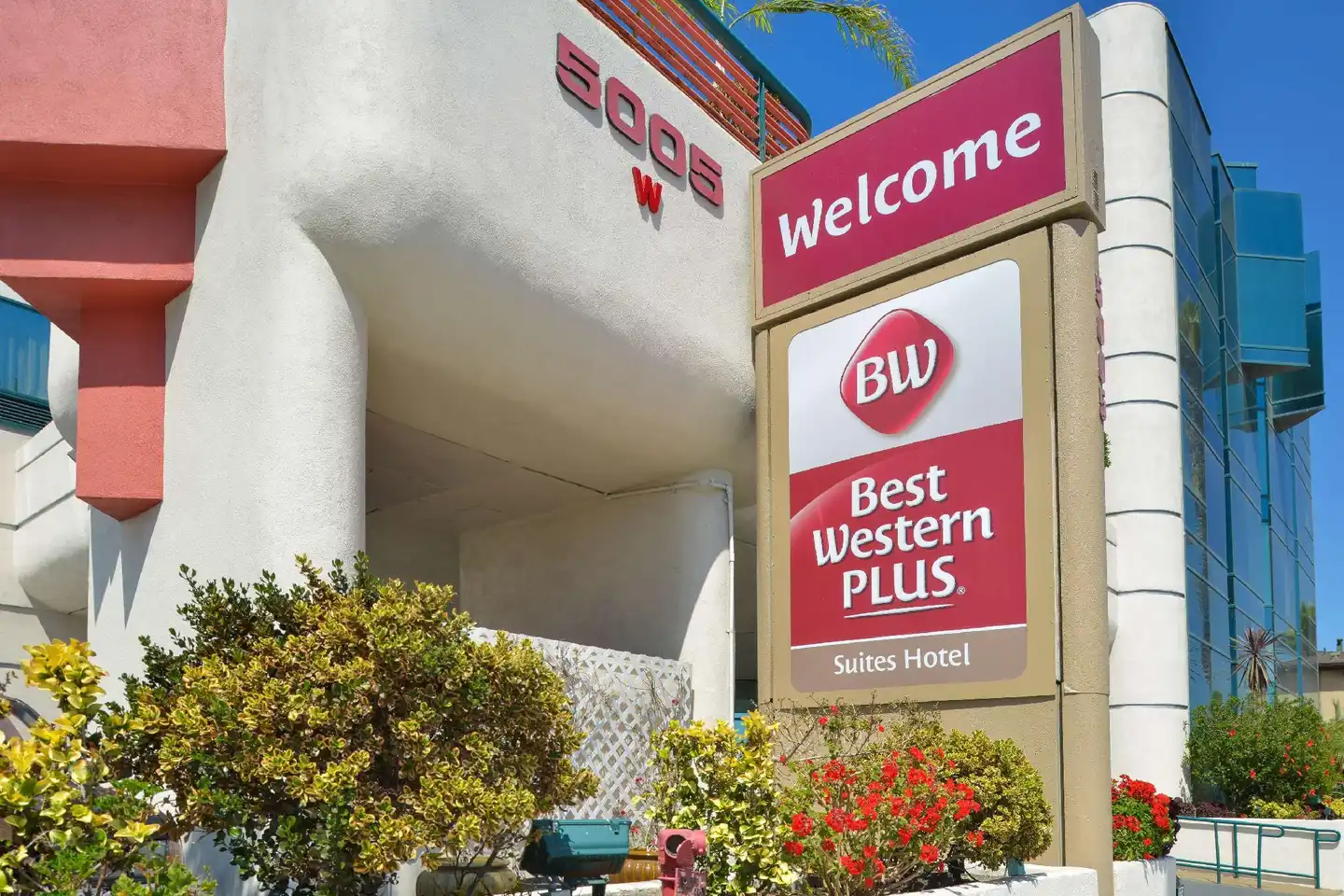 Best Western Plus Suites Hotel - Los Angeles LAX Airport Aussenansicht