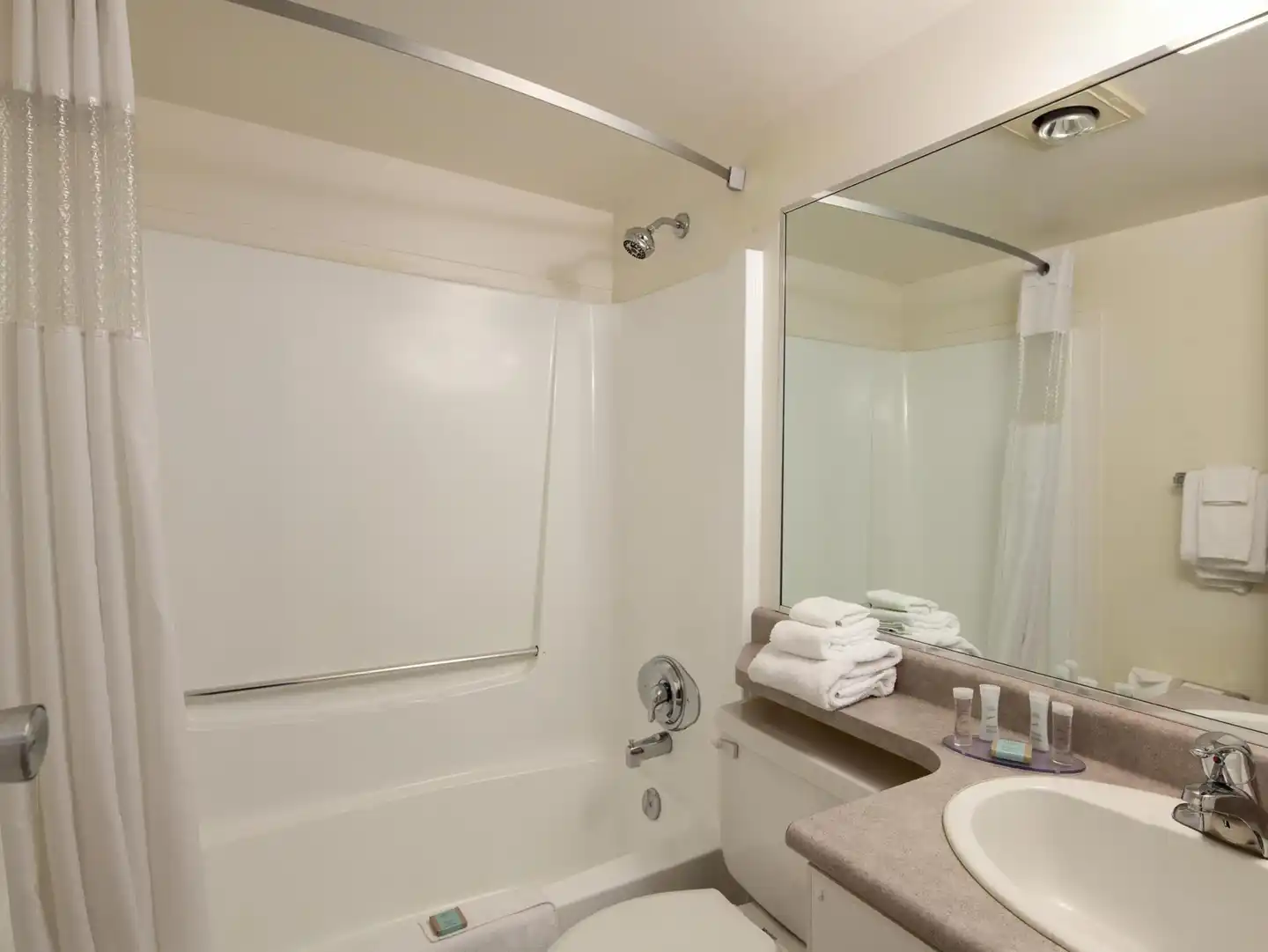 Travelodge Nanaimo Badezimmer