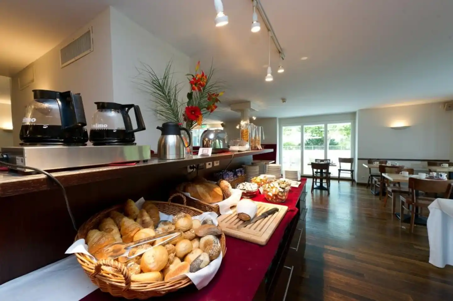 Apart-Hotel Zurich Airport Restaurant