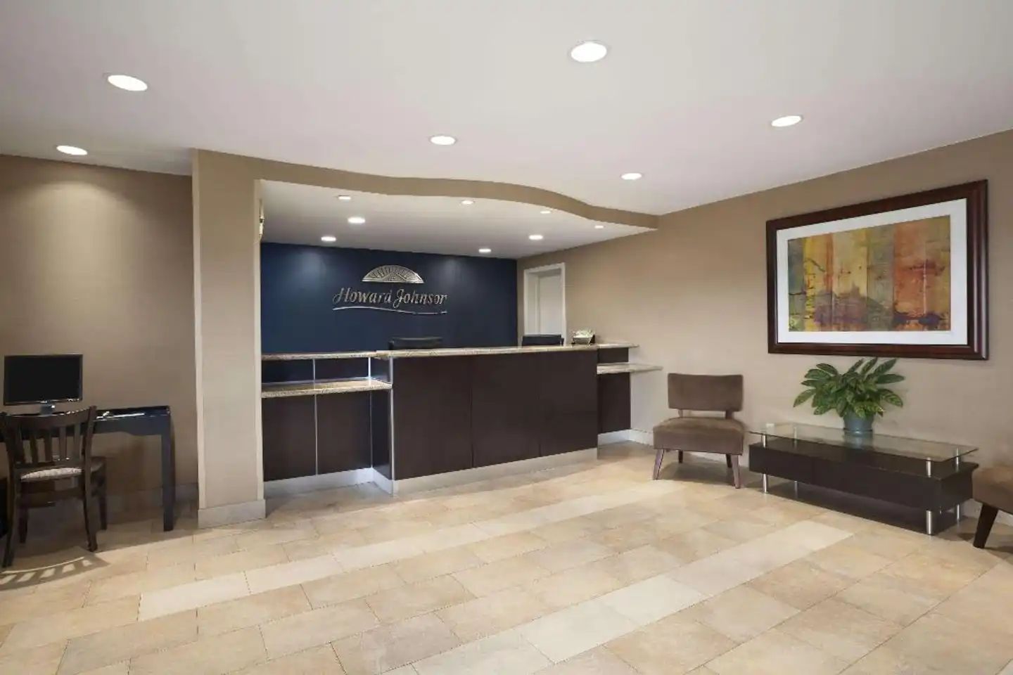 Howard Johnson by Wyndham San Diego Sea World Lobby