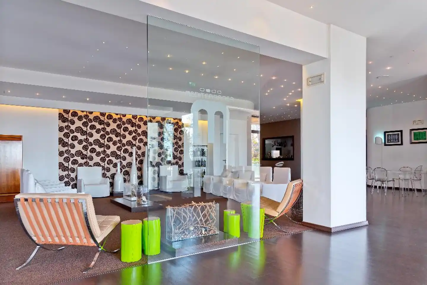 Mediterranea Hotel & Convention Center Lobby