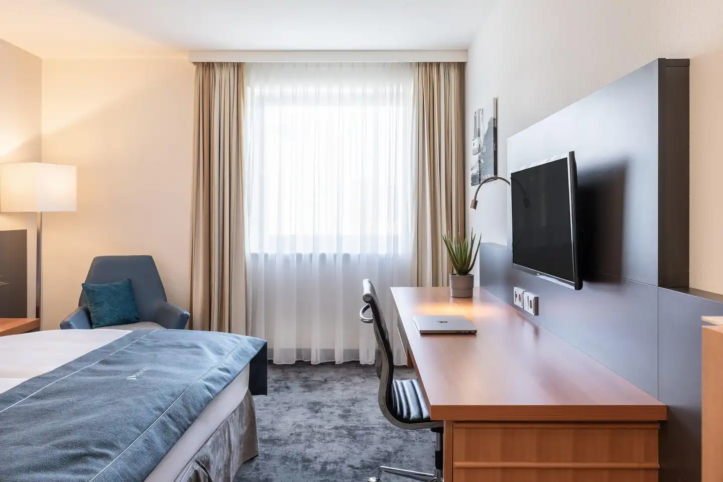 Select Hotel Rüsselsheim Wohnbeispiel