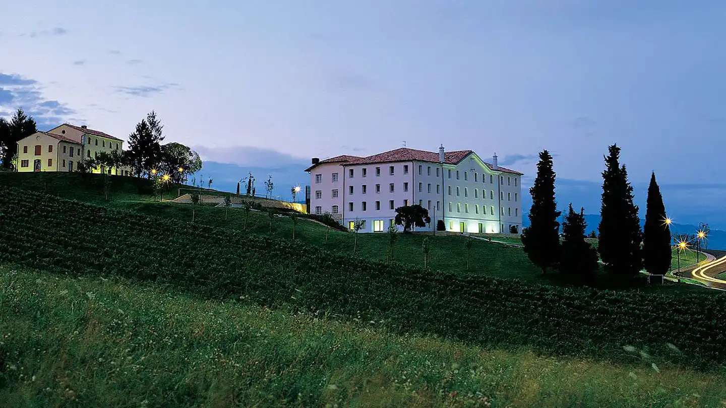 PHI Hotel Astoria Aussenansicht