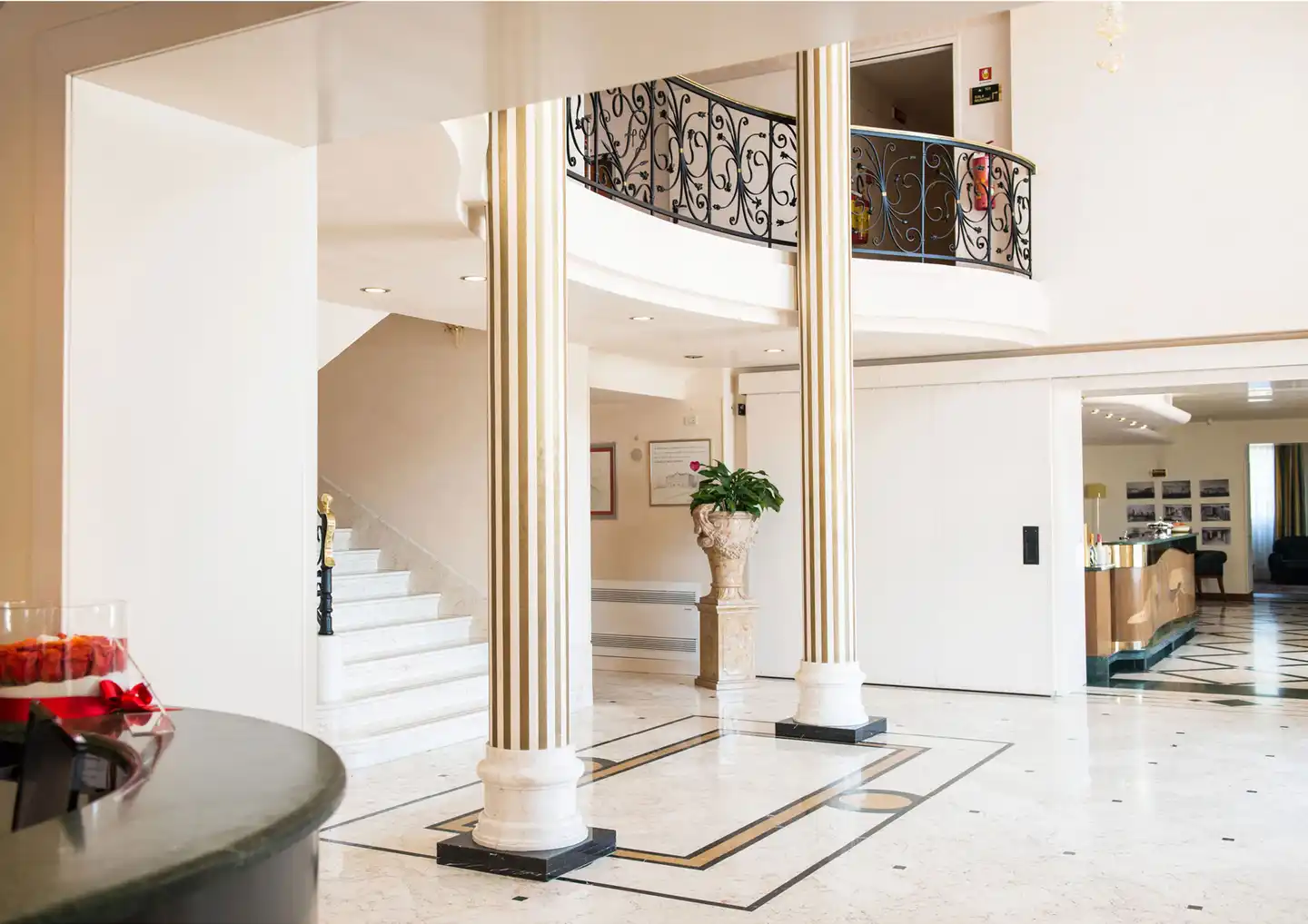 PHI Hotel Astoria Lobby