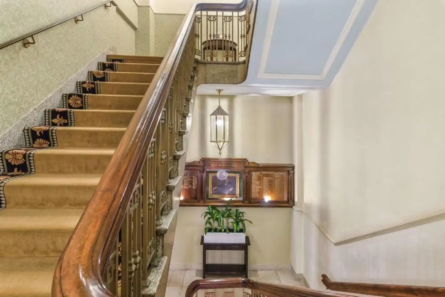 Castlereagh Boutique Lobby