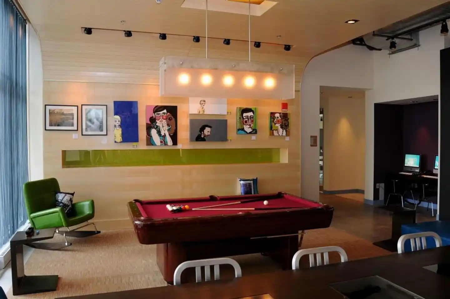 Aloft Montreal Airport Lobby