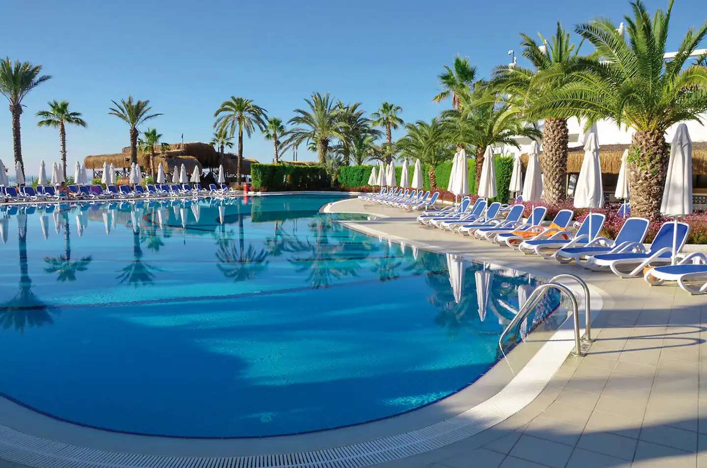 Emelda Sun Club Pool
