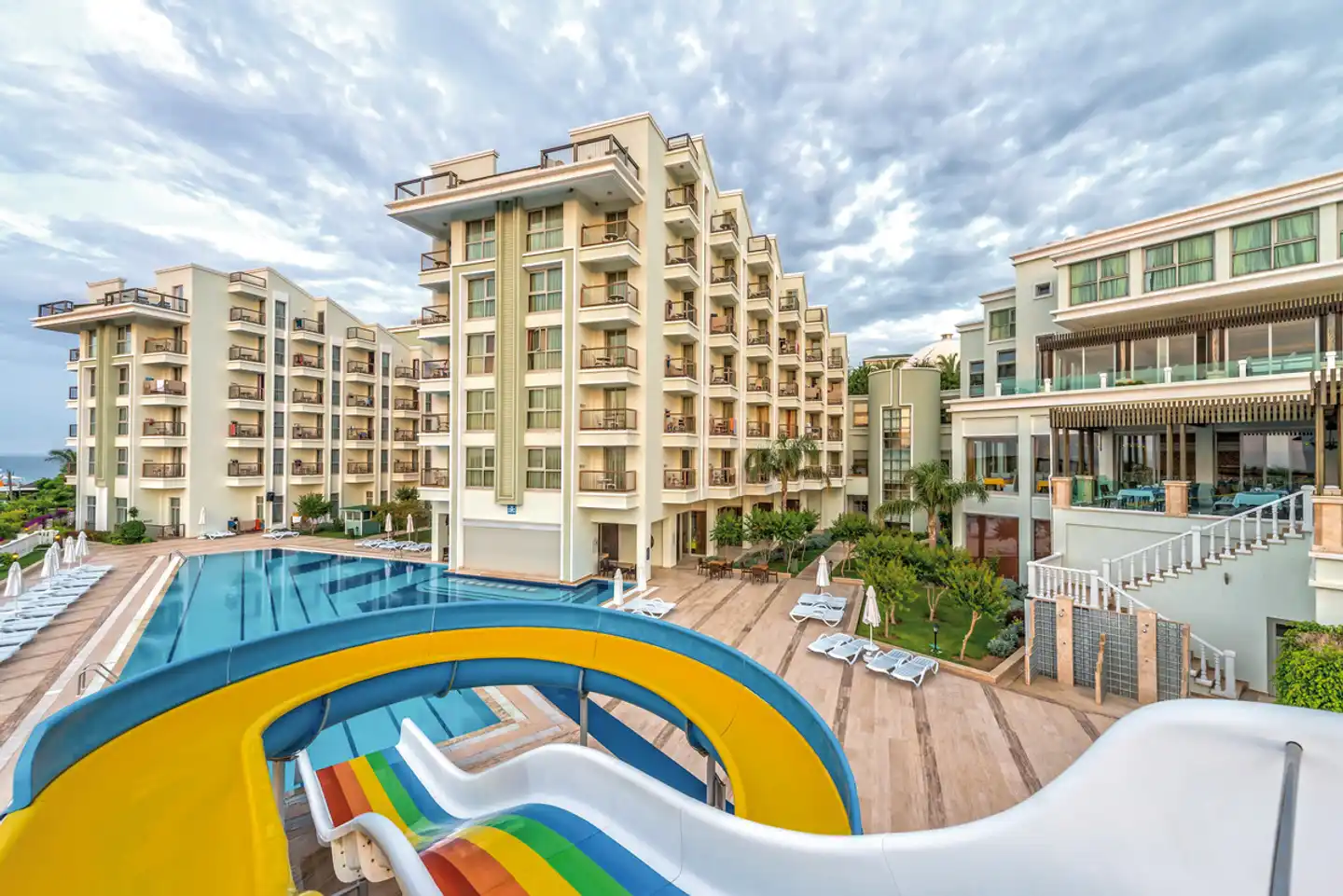 Royal Atlantis Spa & Resort Pool