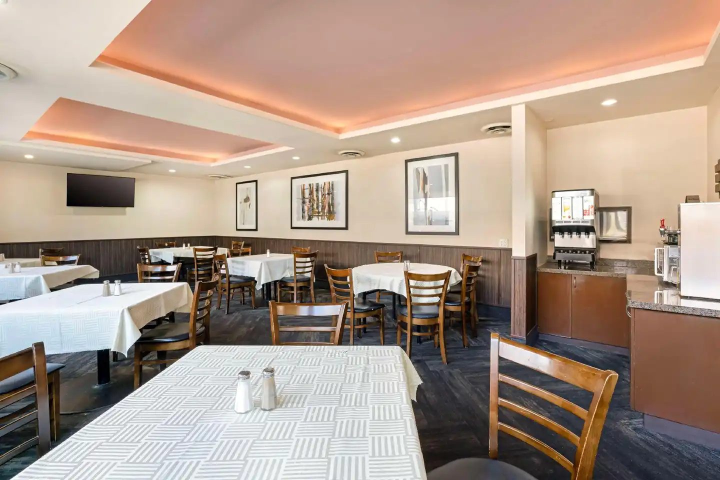 Best Western Plus Burnaby Hotel Restaurant
