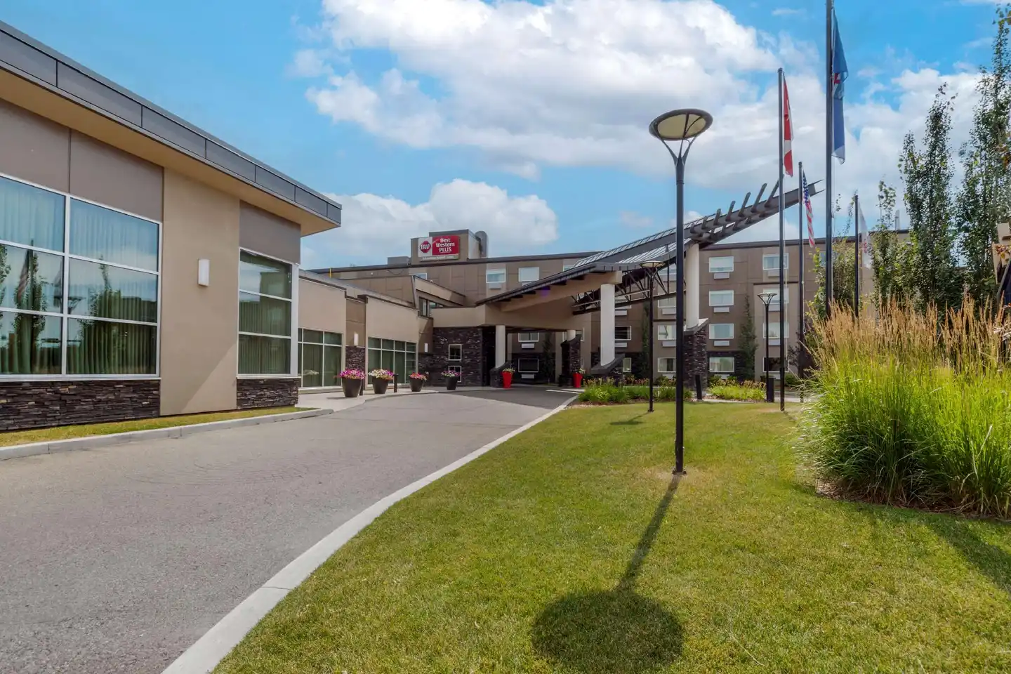 Best Western Plus Edmonton Airport Hotel Aussenansicht