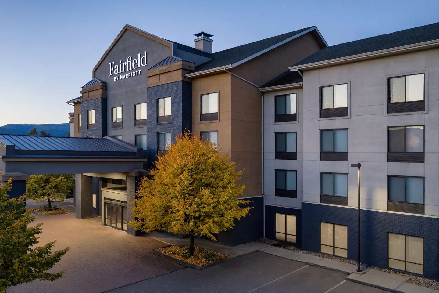 Fairfield Inn & Suites by Marriott Kelowna Aussenansicht