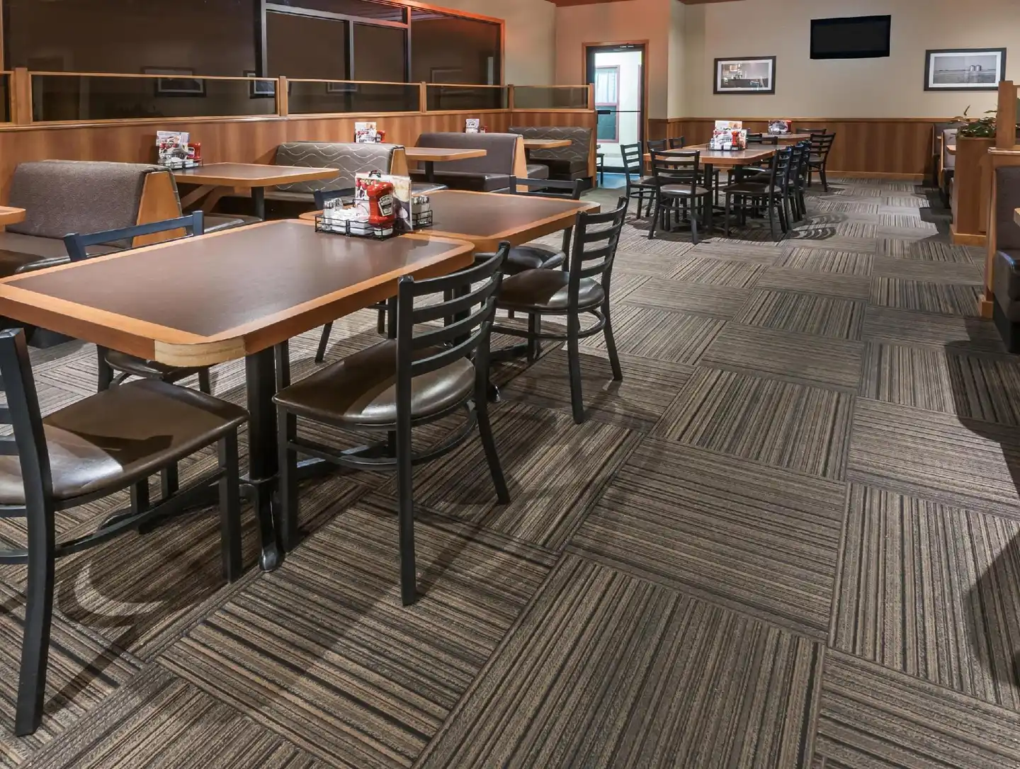 Super 8 by Wyndham Edmonton/West Bar