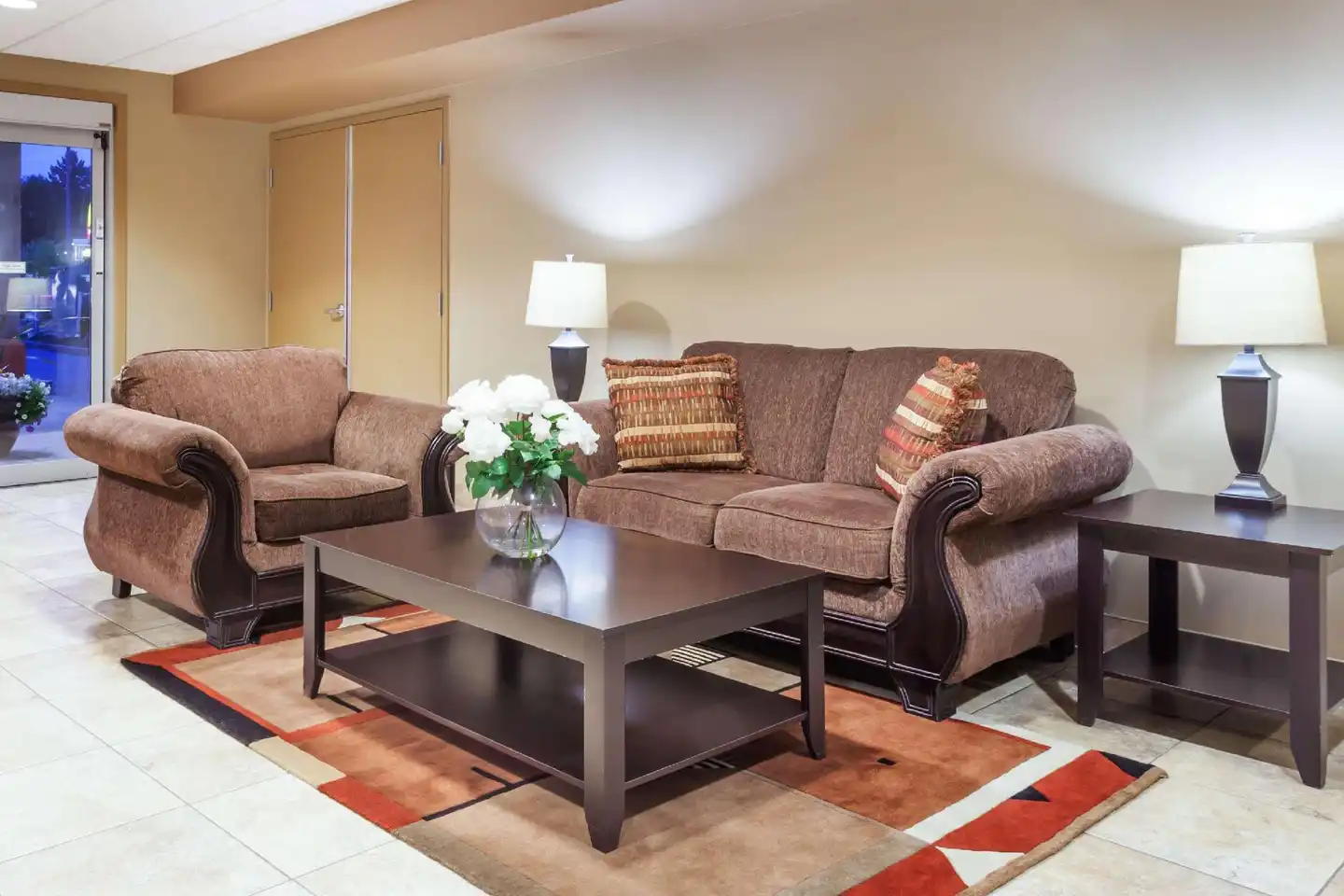 Super 8 by Wyndham Abbotsford BC Lobby