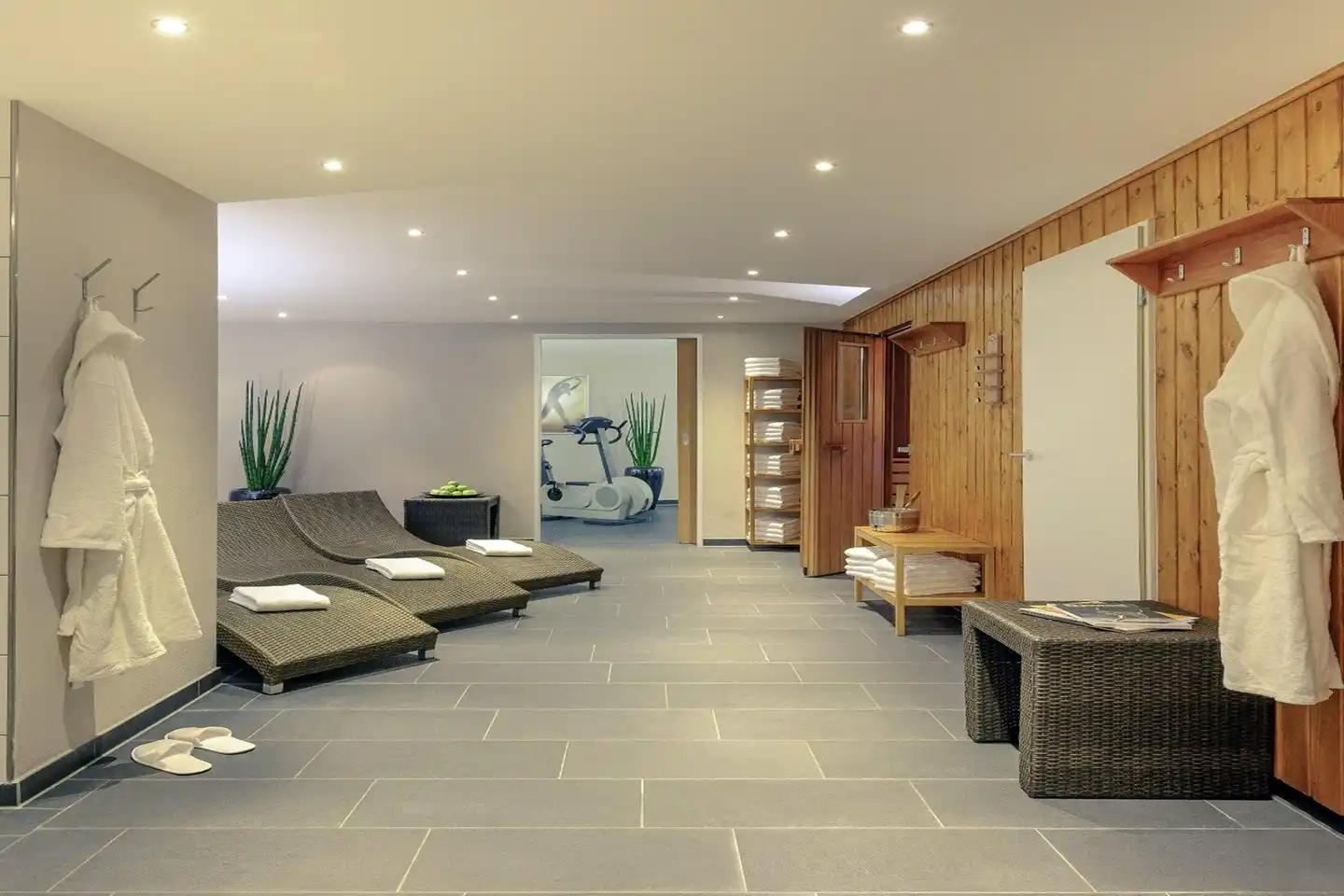 voco Düsseldorf Seestern Lobby