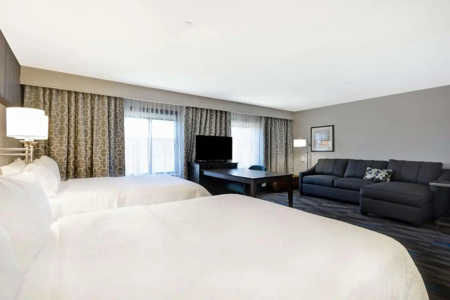 Hampton Inn & Suites Los Angeles Burbank Airport Wohnbeispiel