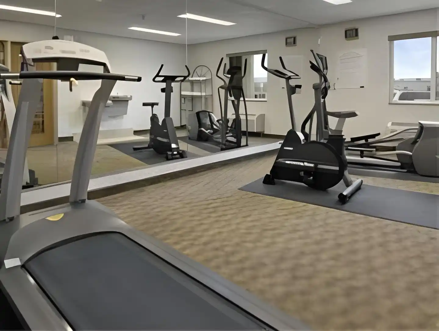 Spark by Hilton Dumas Sport und Entertainment