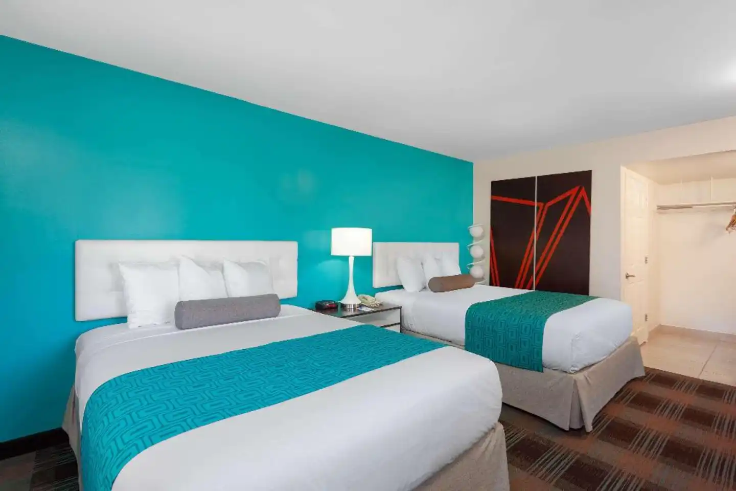 Howard Johnson by Wyndham San Diego Hotel Circle Wohnbeispiel