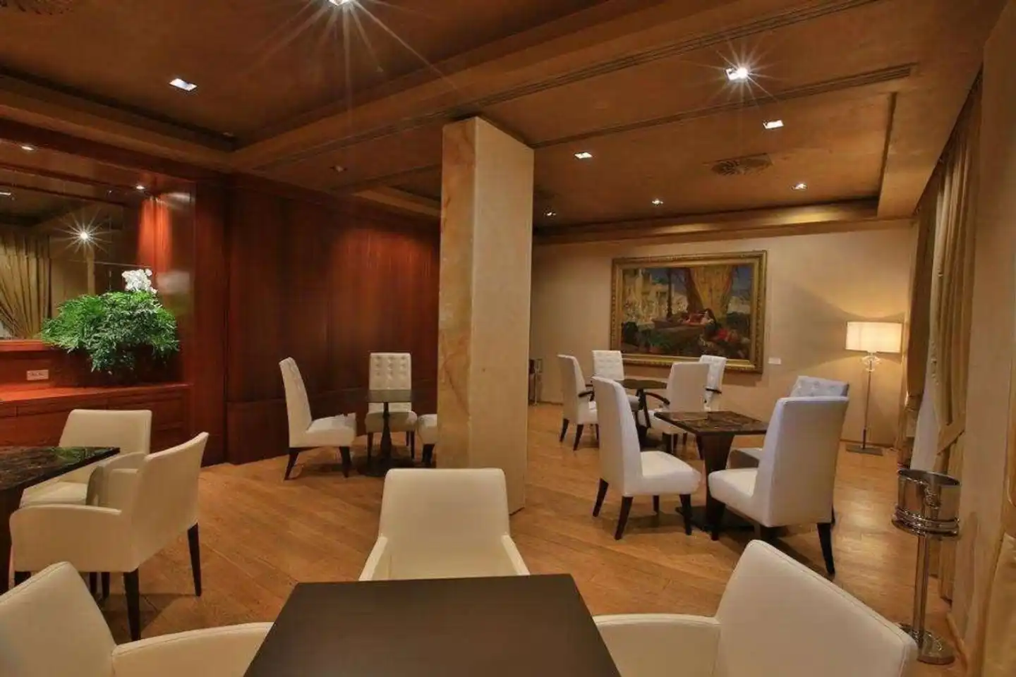 Hotel Rua Frati 48 in San Francesco Restaurant