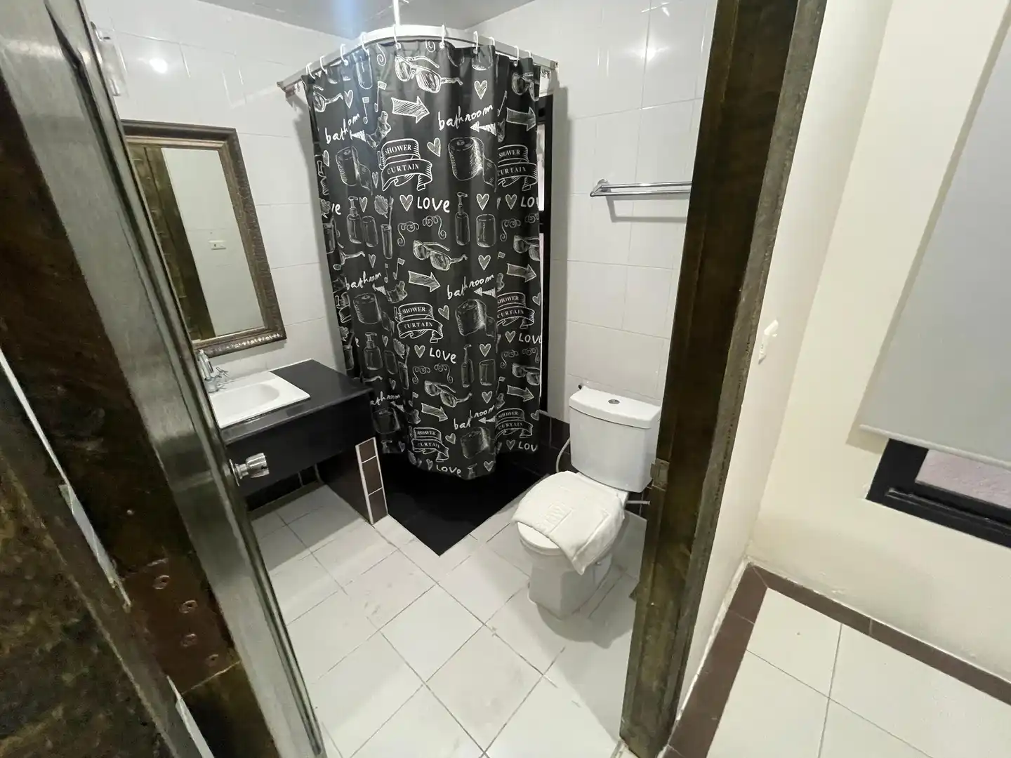 Long Beach Hotel Patong Wohnbeispiel