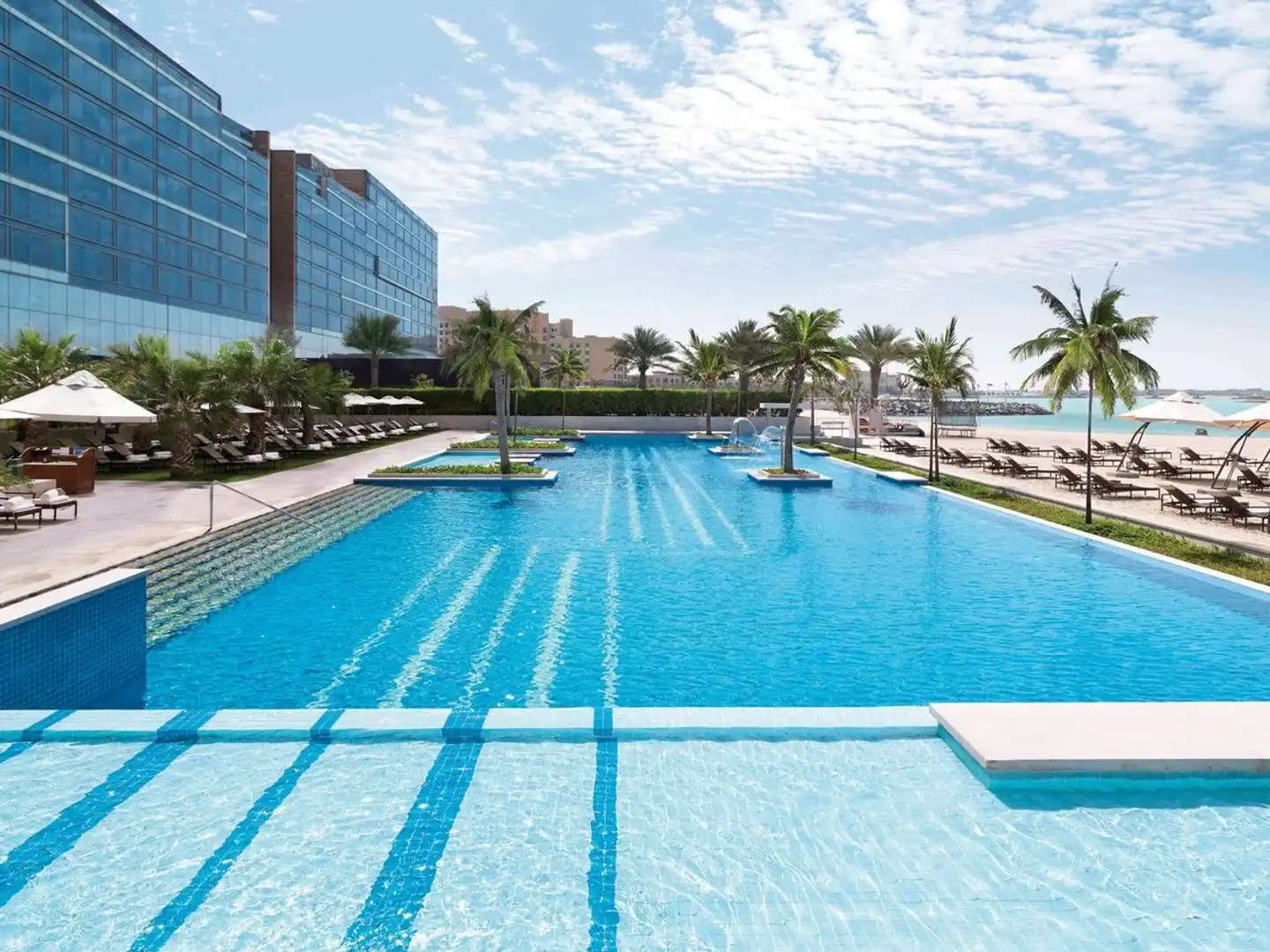Fairmont Bab Al Bahr Pool