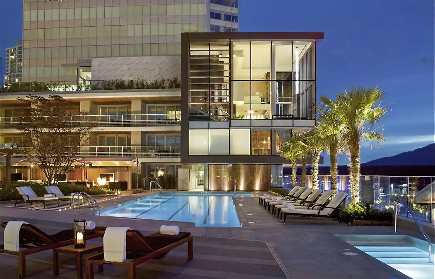 Fairmont Pacific Rim Aussenansicht