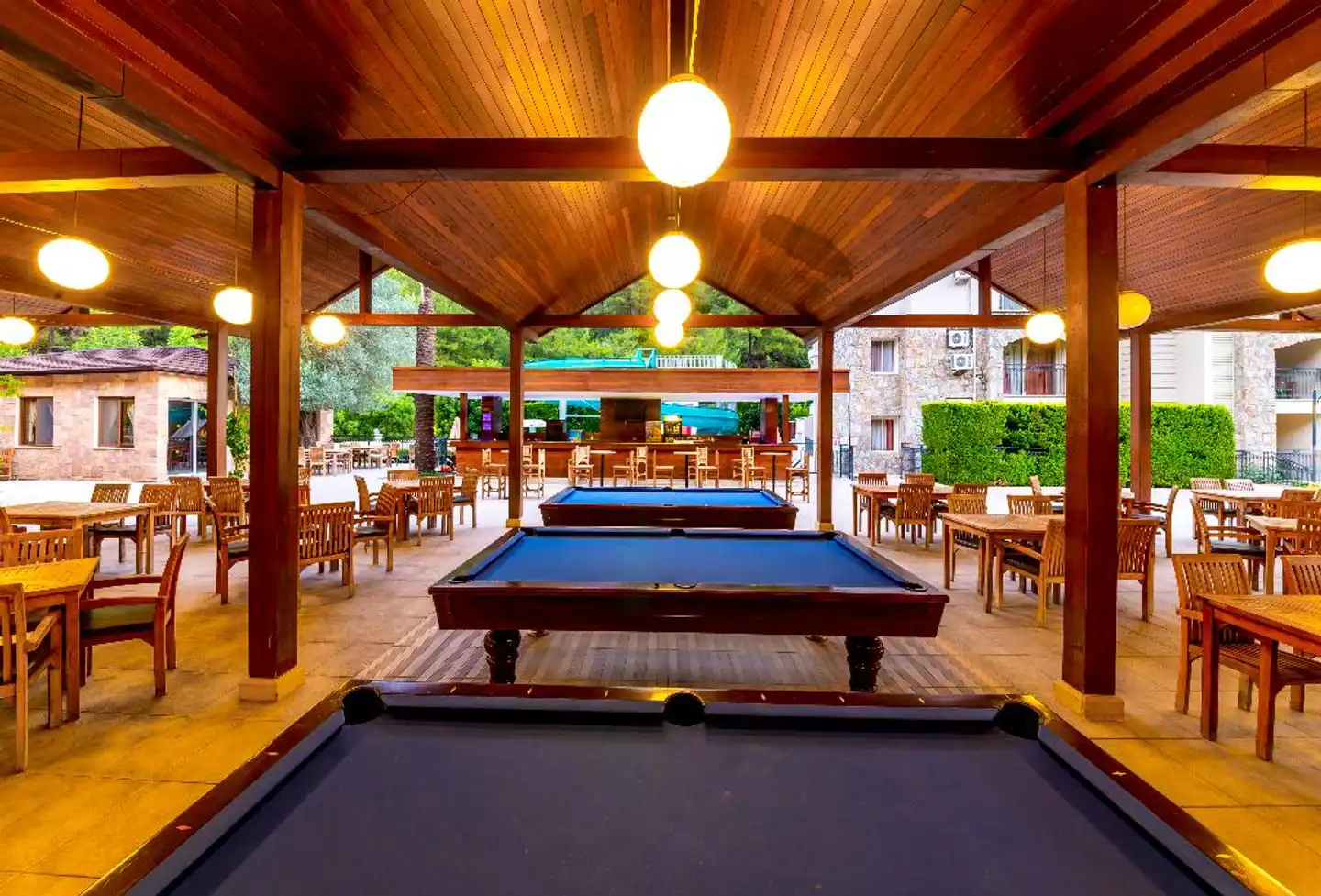 Julian Forest Suites Lobby