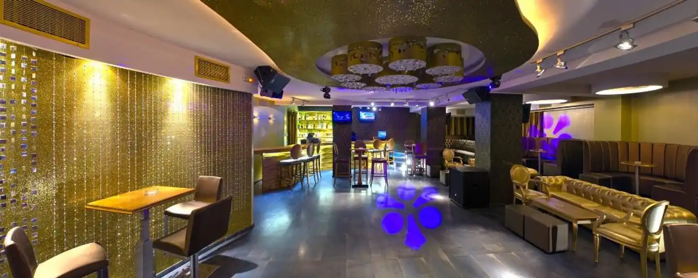 Elinotel Apolamare Bar
