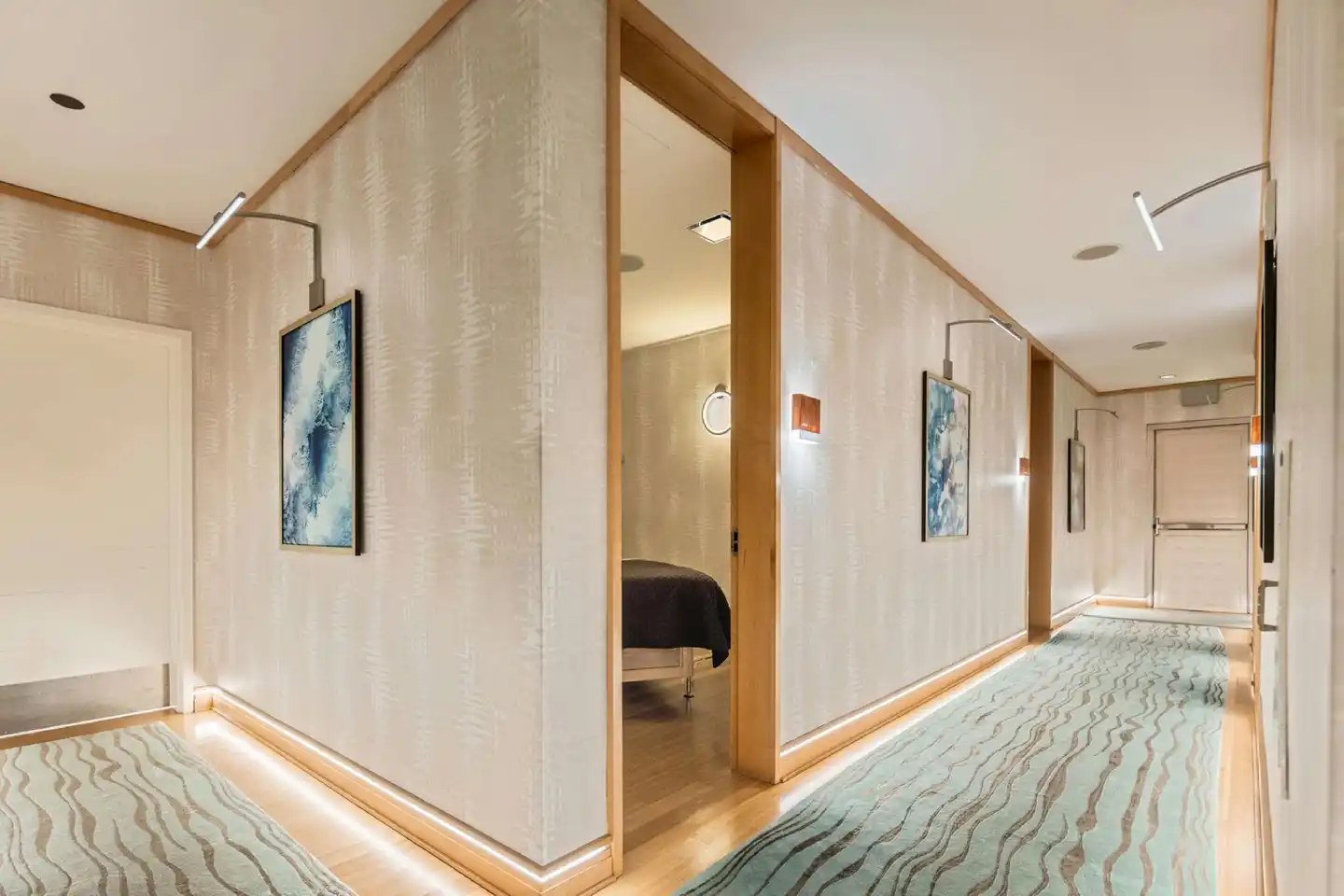 Hilton San Diego Bayfront Lobby