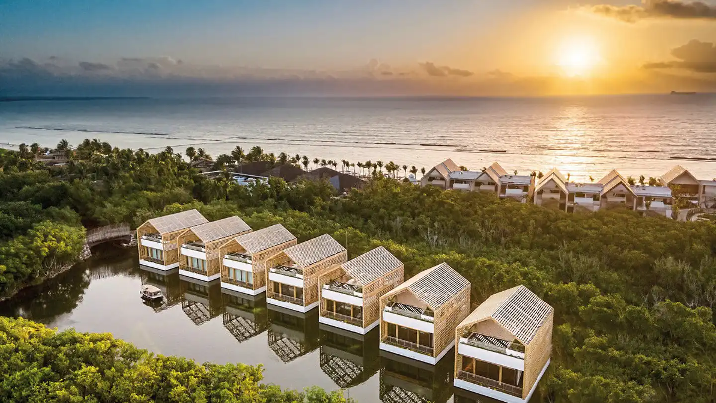 Banyan Tree Mayakoba Strand