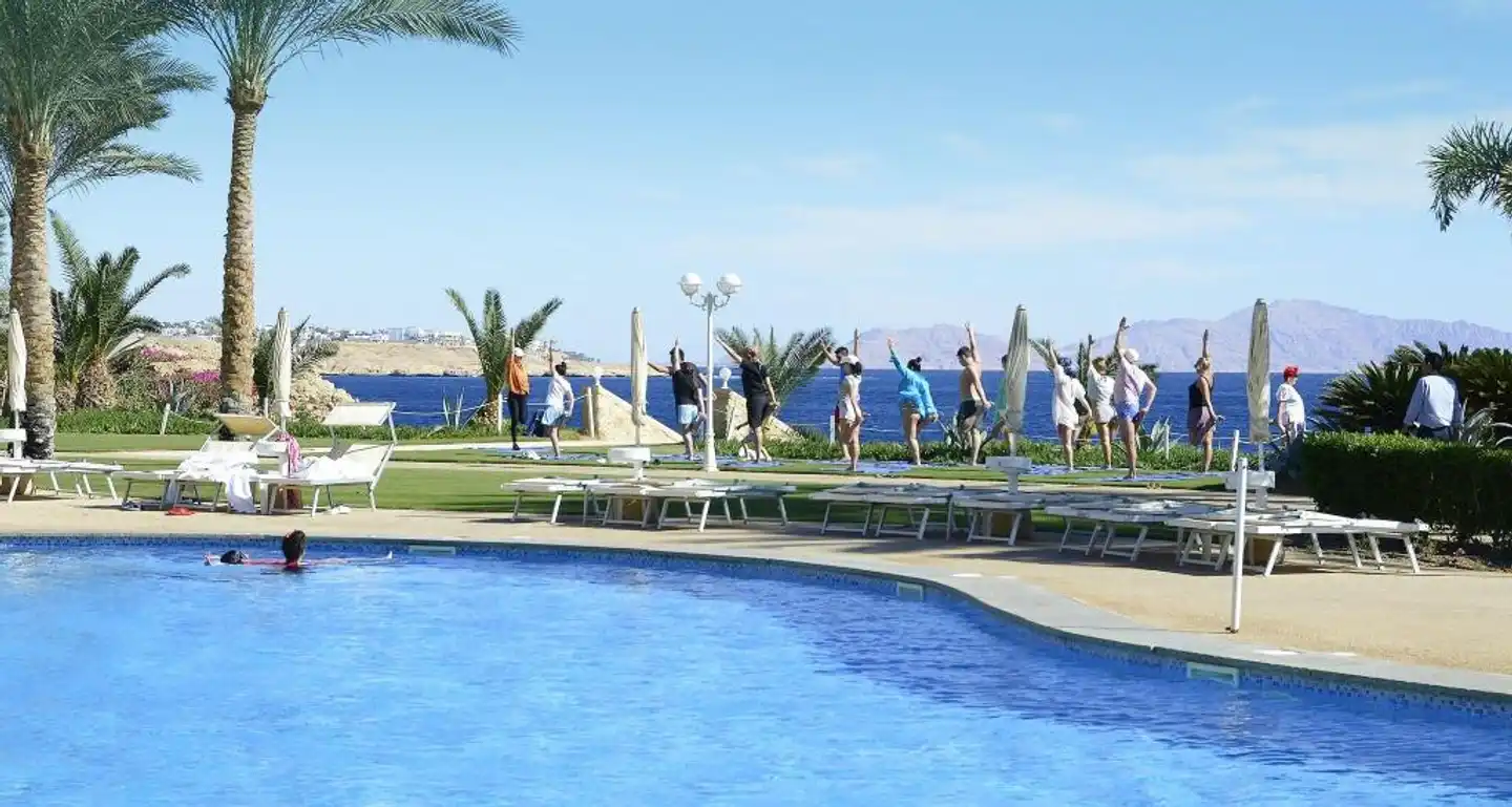 Stella Di Mare Beach Hotel & Spa Pool