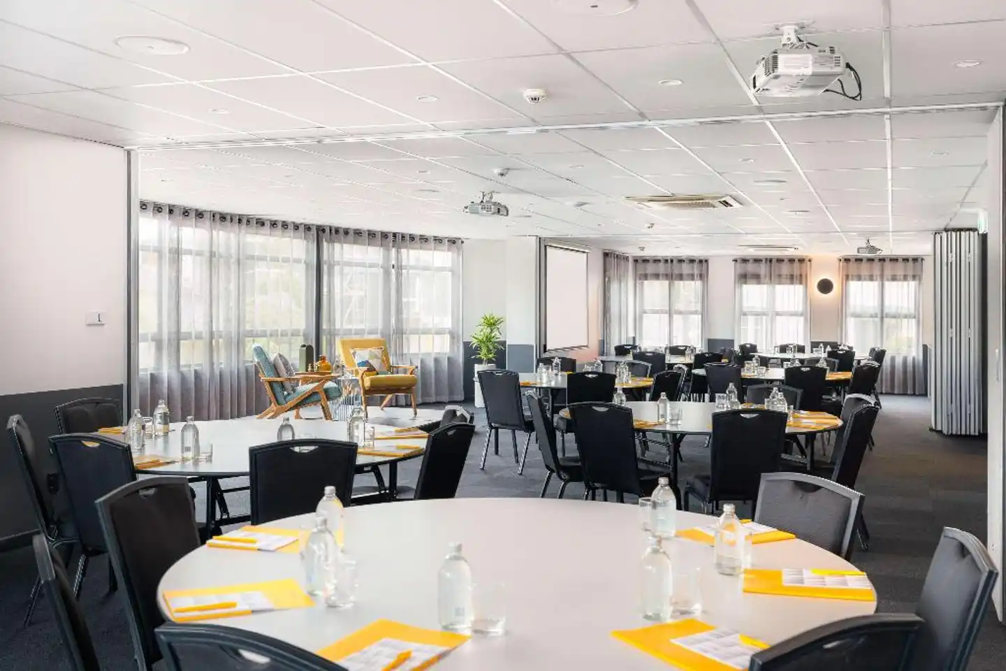 Atura Wellington Restaurant