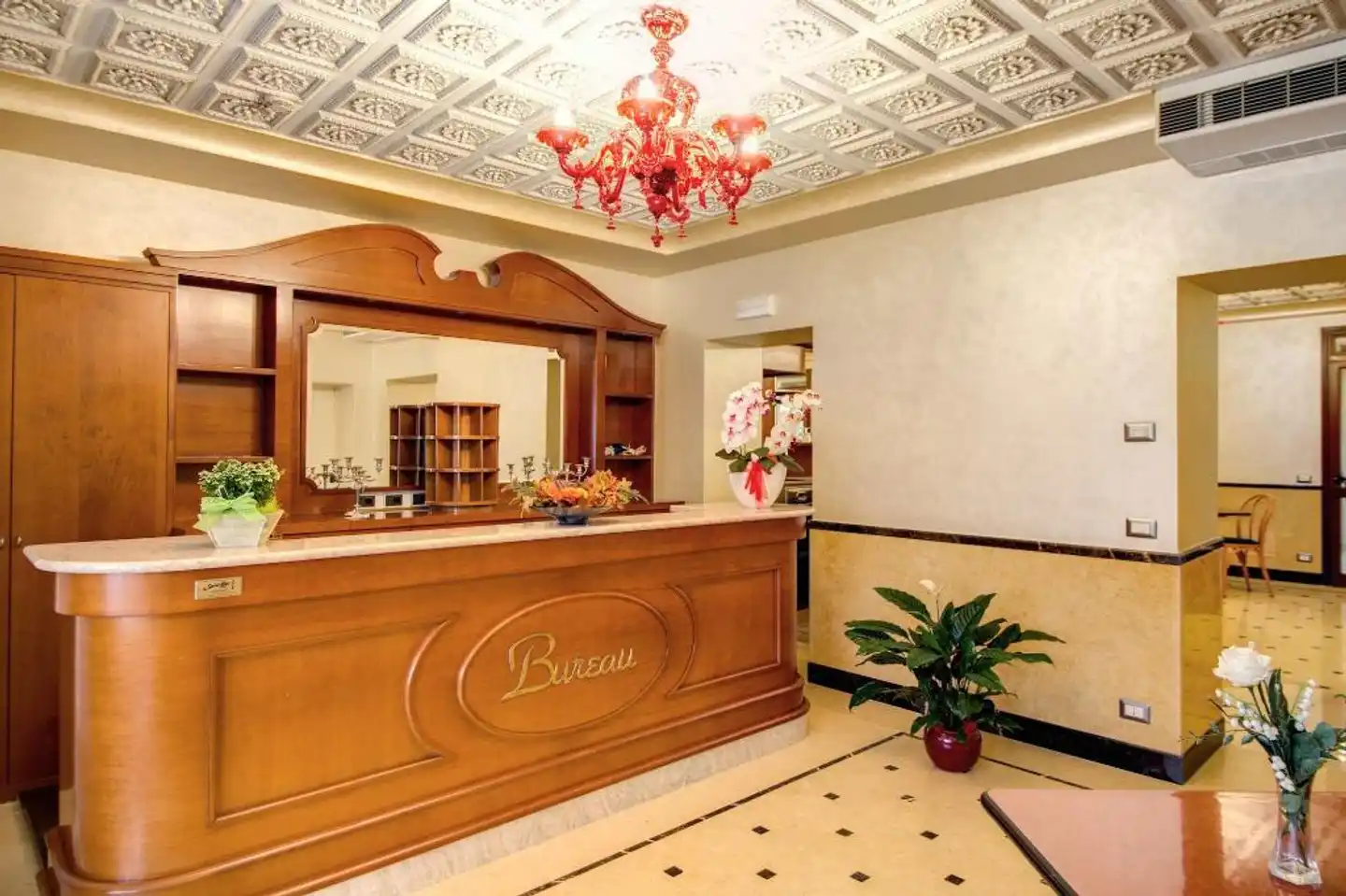 Domus Cavanis Lobby