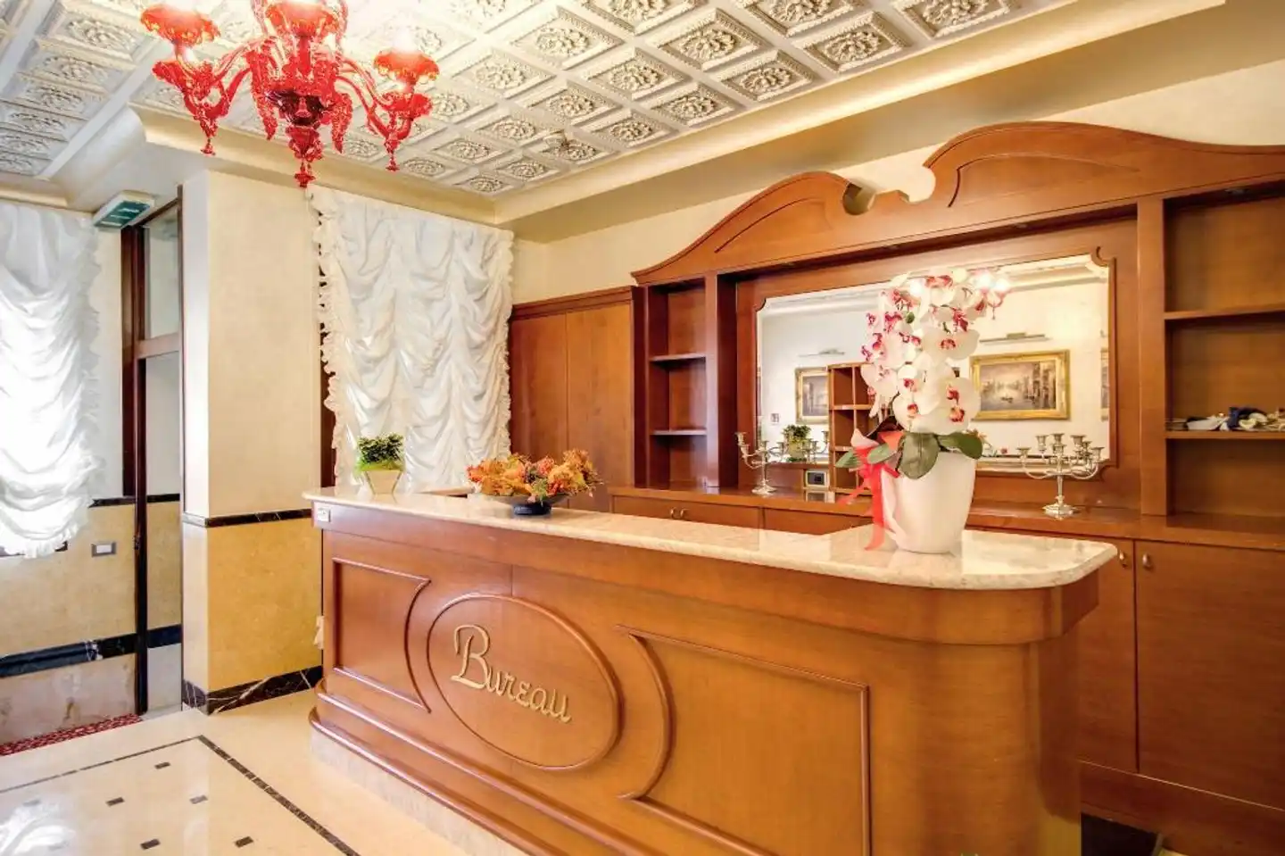 Domus Cavanis Lobby