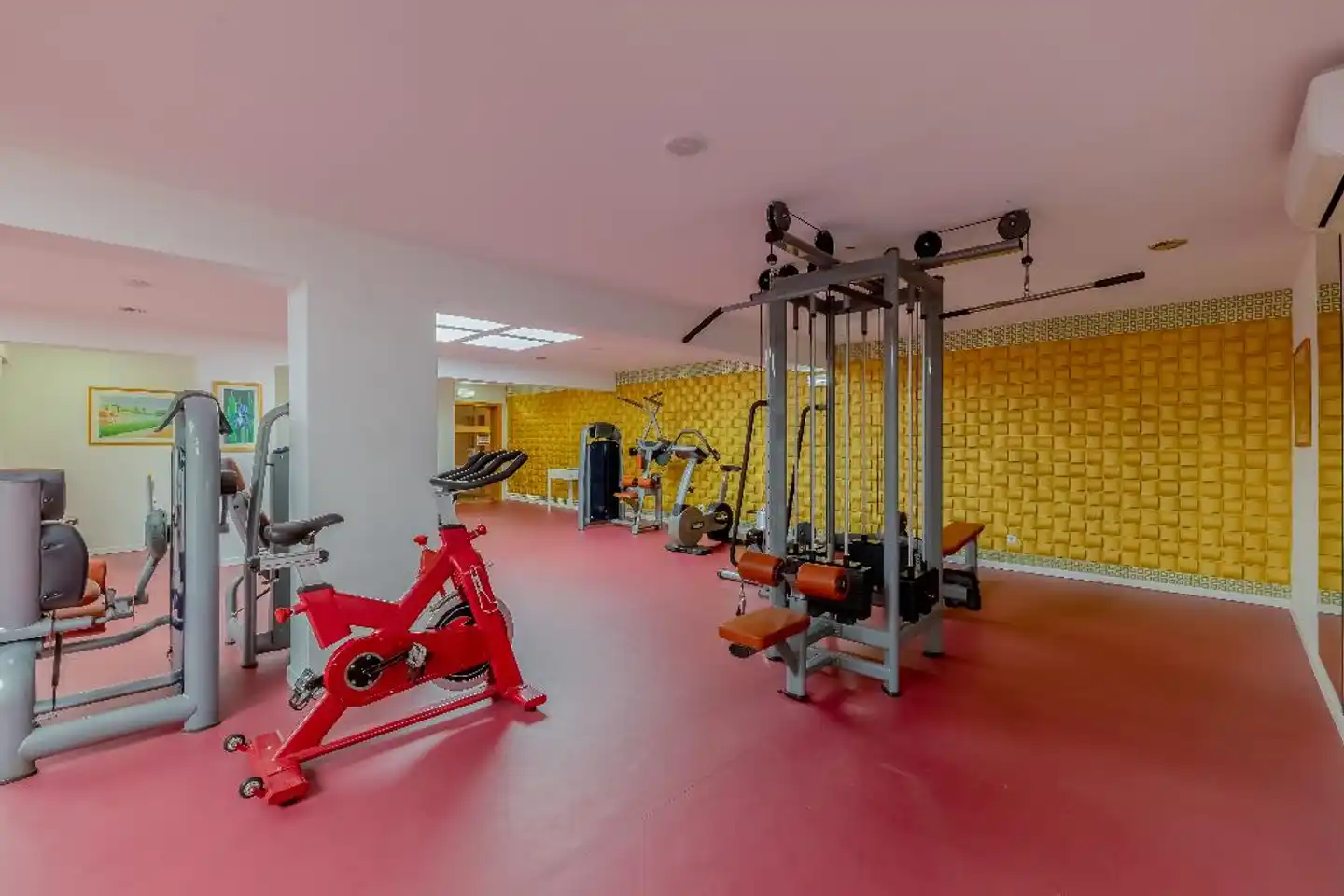 Grand Muthu Oura View Beach Club Sport und Entertainment