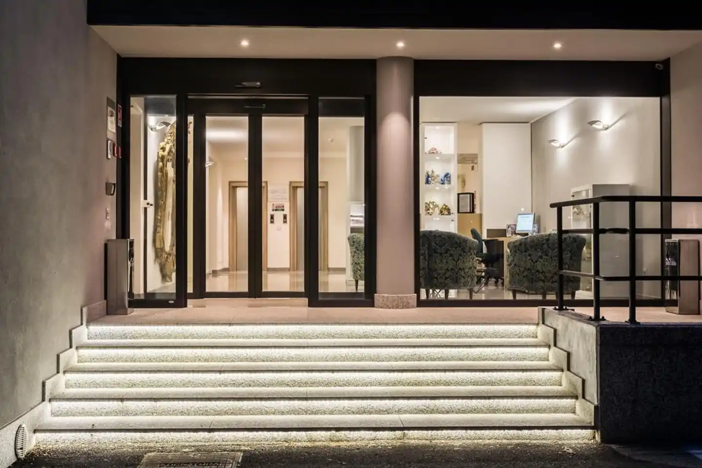 Airmotel Lobby