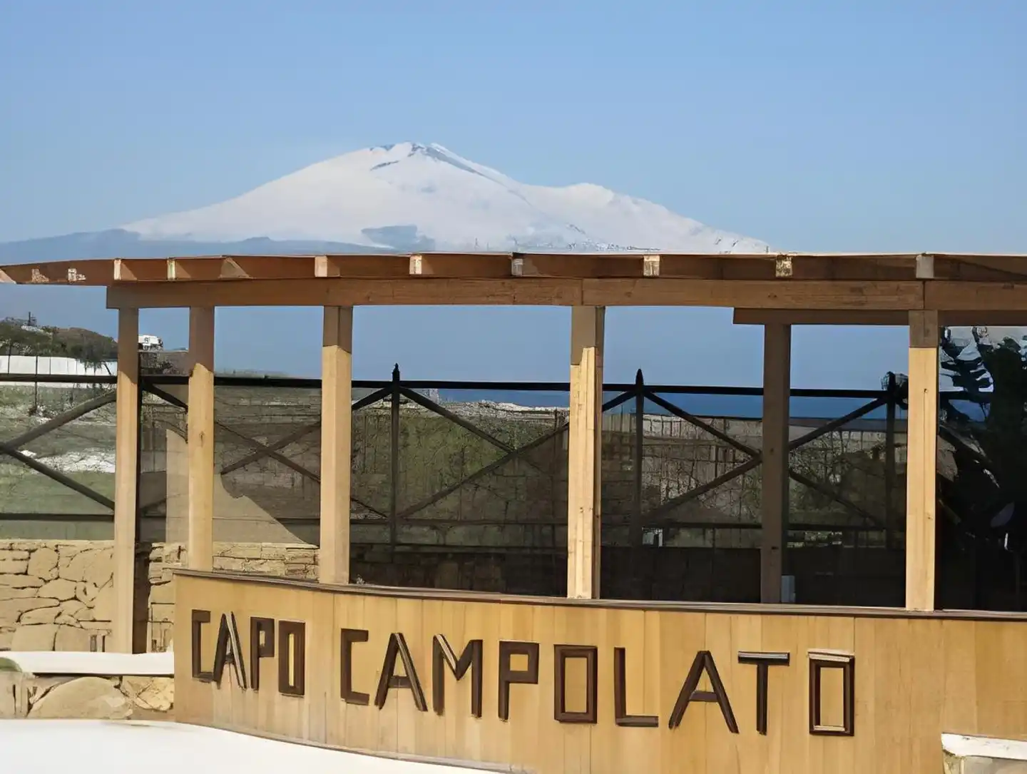 Hotel Capo Campolato Terrasse