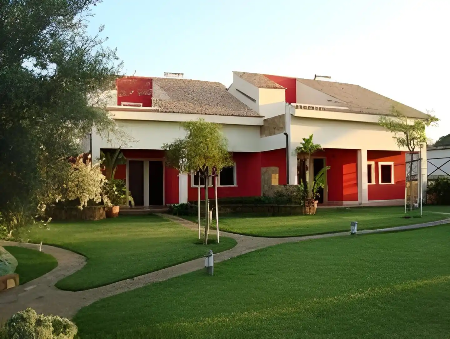 Hotel Capo Campolato Aussenansicht