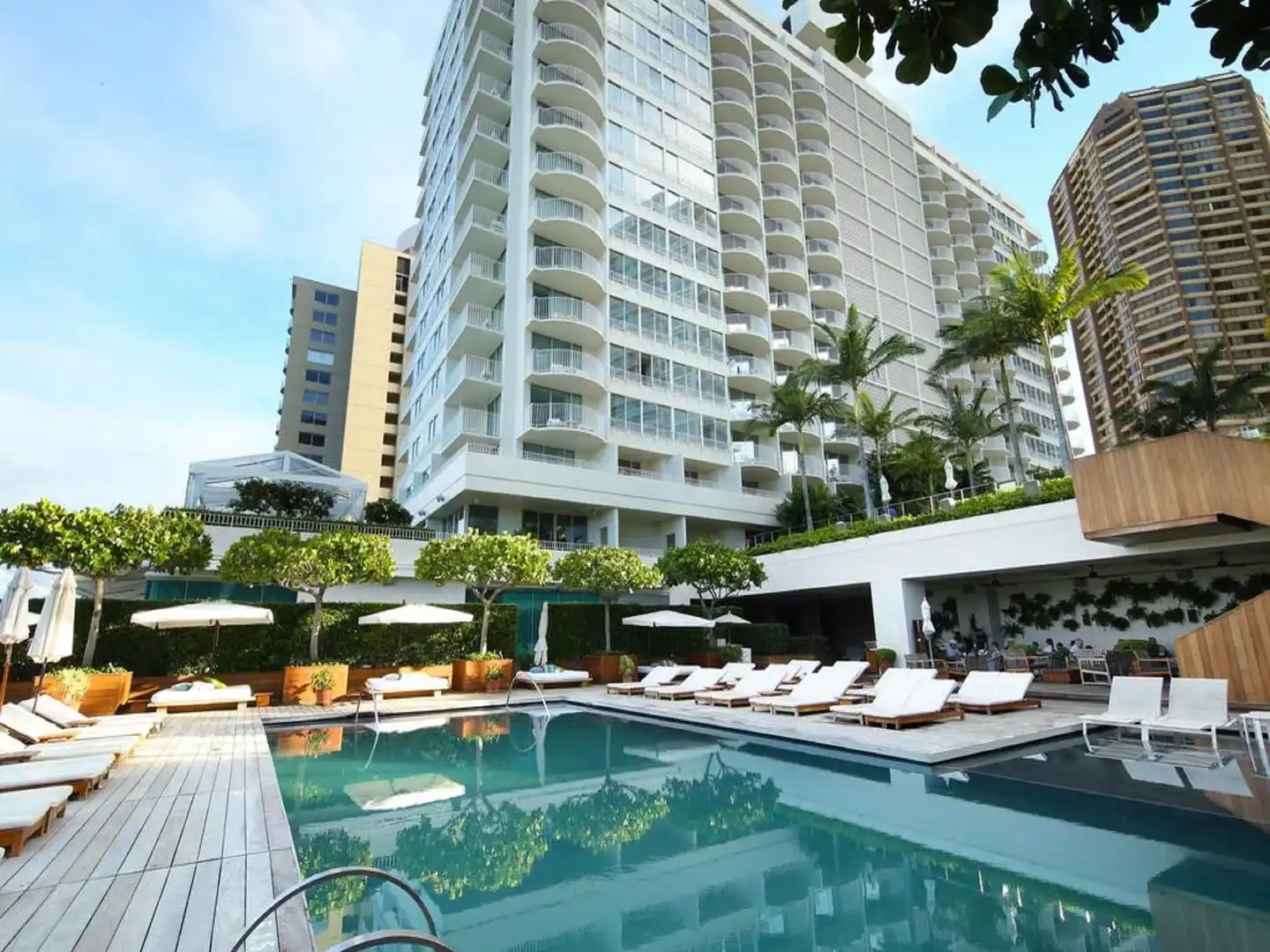 The Modern Honolulu Pool