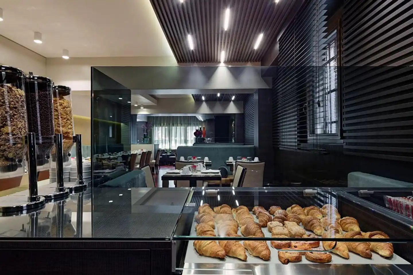 American-Dinesen Restaurant