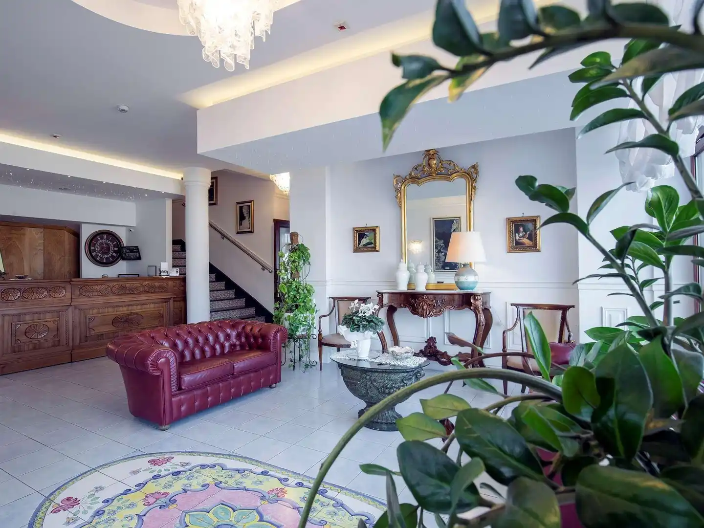 La Panoramica Hotel Lobby